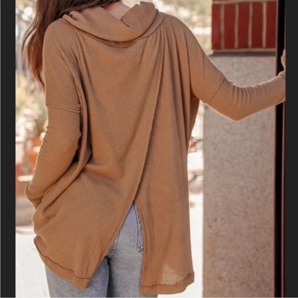 WE THE FREE | Free People long sleeve cowl neck sweater size medium - Picture 2 of 7